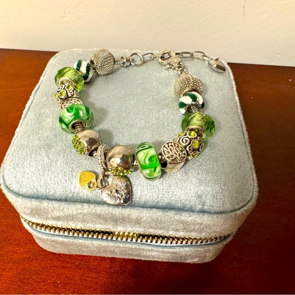 bella Perlina Jewelry - Bella Perlina Green Charm Bracelet, new without tags, one size